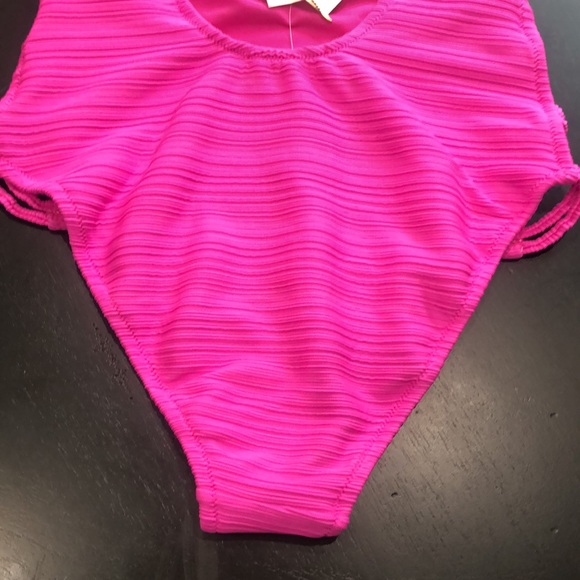 Jessica Simpson Swimsuit Ribbed Plunge Strappy Barbie Pink Small - Picture 9 of 9